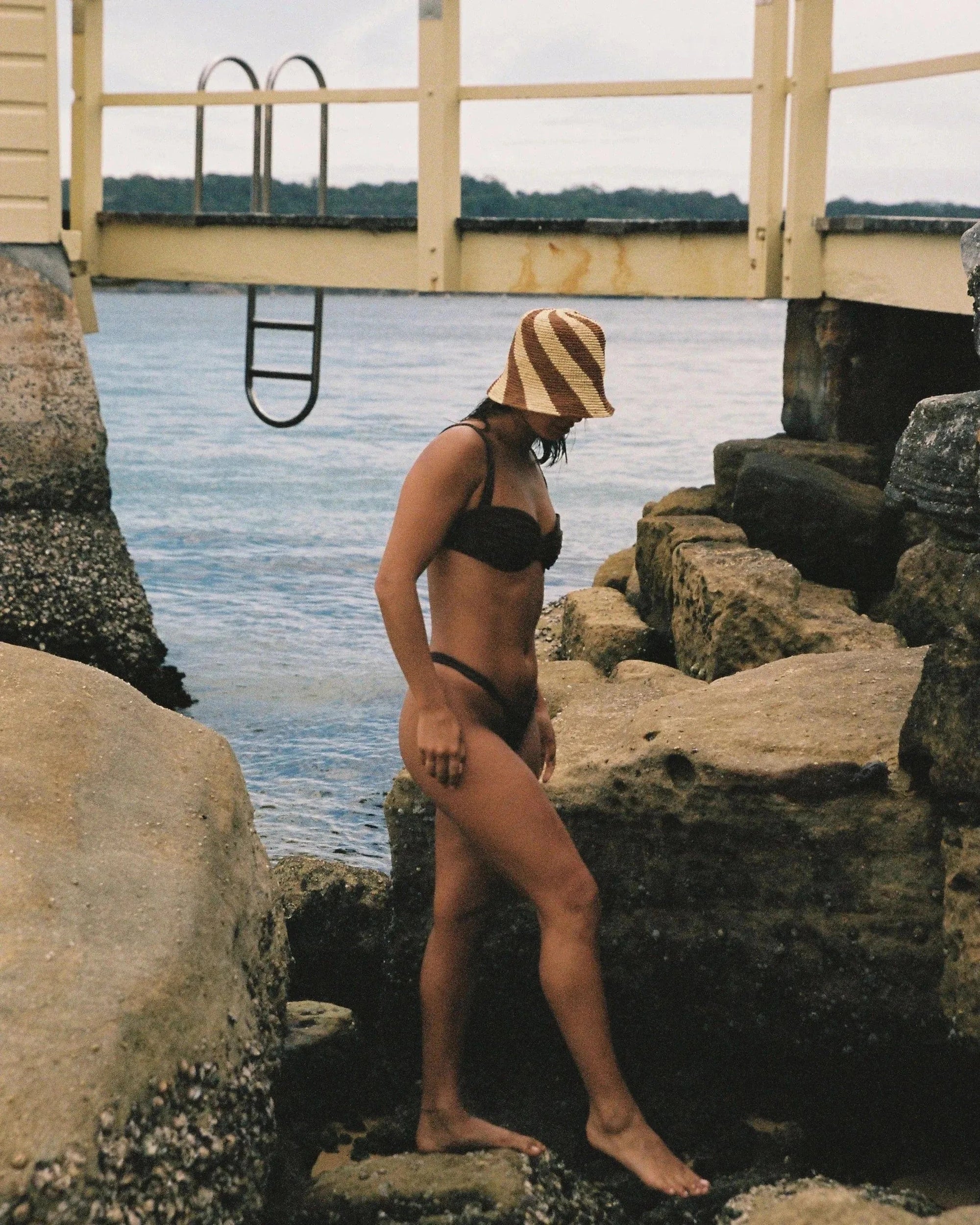 JACE BANU - Cyla Bucket Hat - Cream & Chocolate Spiral