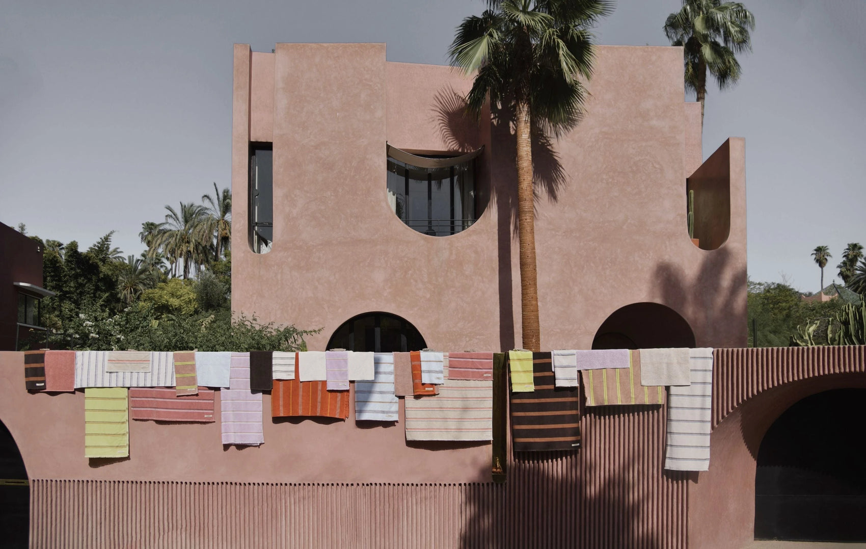 SHOP BY COLOUR