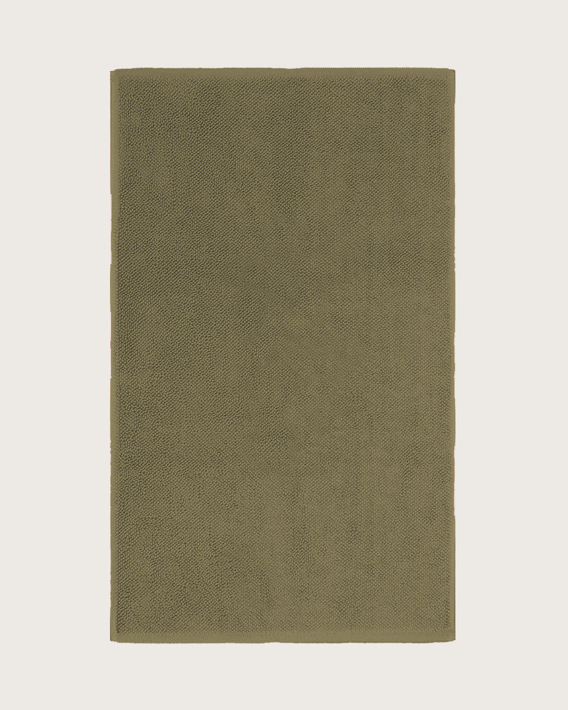 Købn Olive Bathmat with a plush pile cotton weave