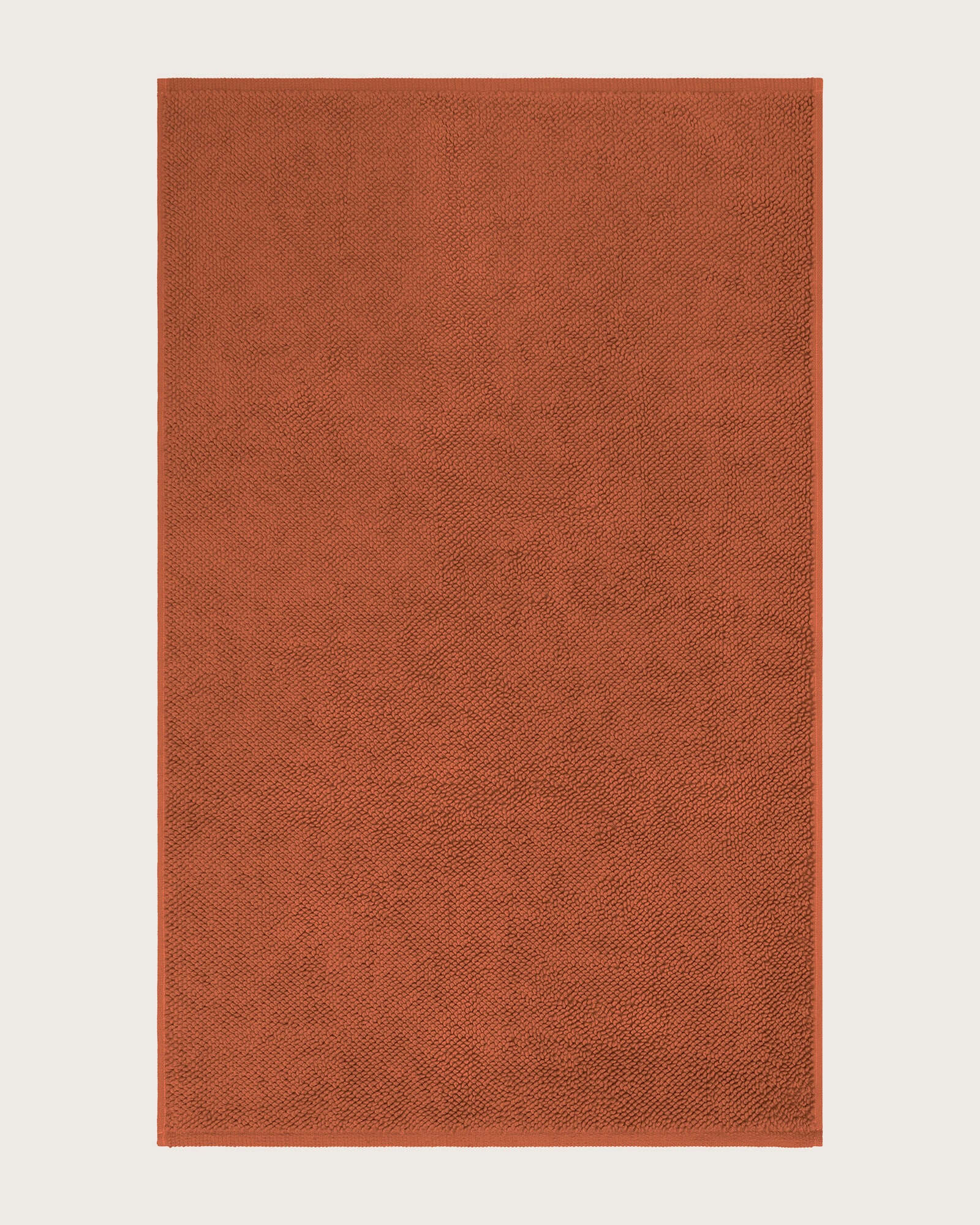 Købn Tamarillo Bathmat with a plush pile cotton weave. Made in Turkey. 