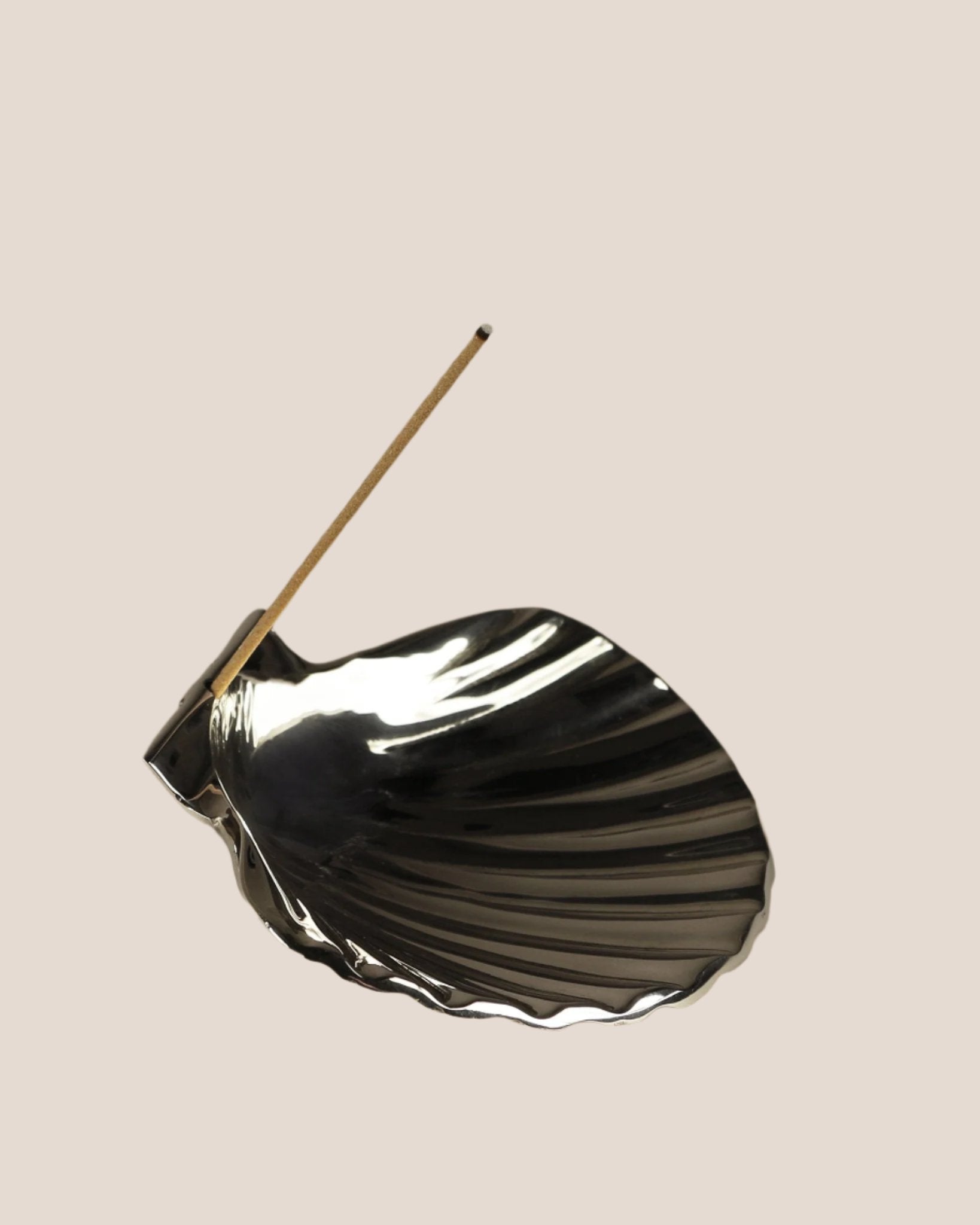 COREY ASHFORD - Scallop Incense Holder | Silver